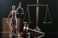 адвокат - 19447 бестселъри