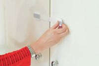 предпазители за шкафове - 65555 награди