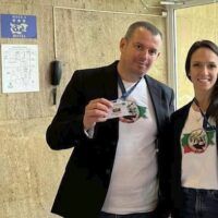 всичко за пчелите - 2705 награди