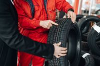 Автомобилни гуми Bridgestone 235 65 17 - 65813 варианти