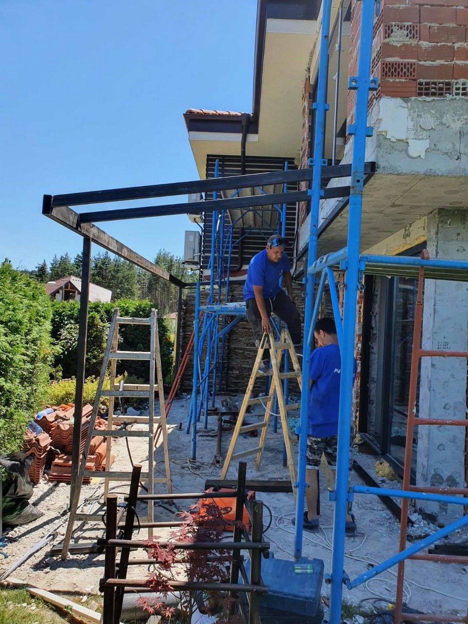 Козирка за балкон - 68152 новини