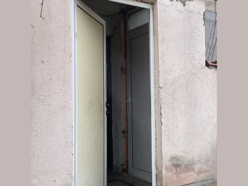 Врати - 80516 бестселъри